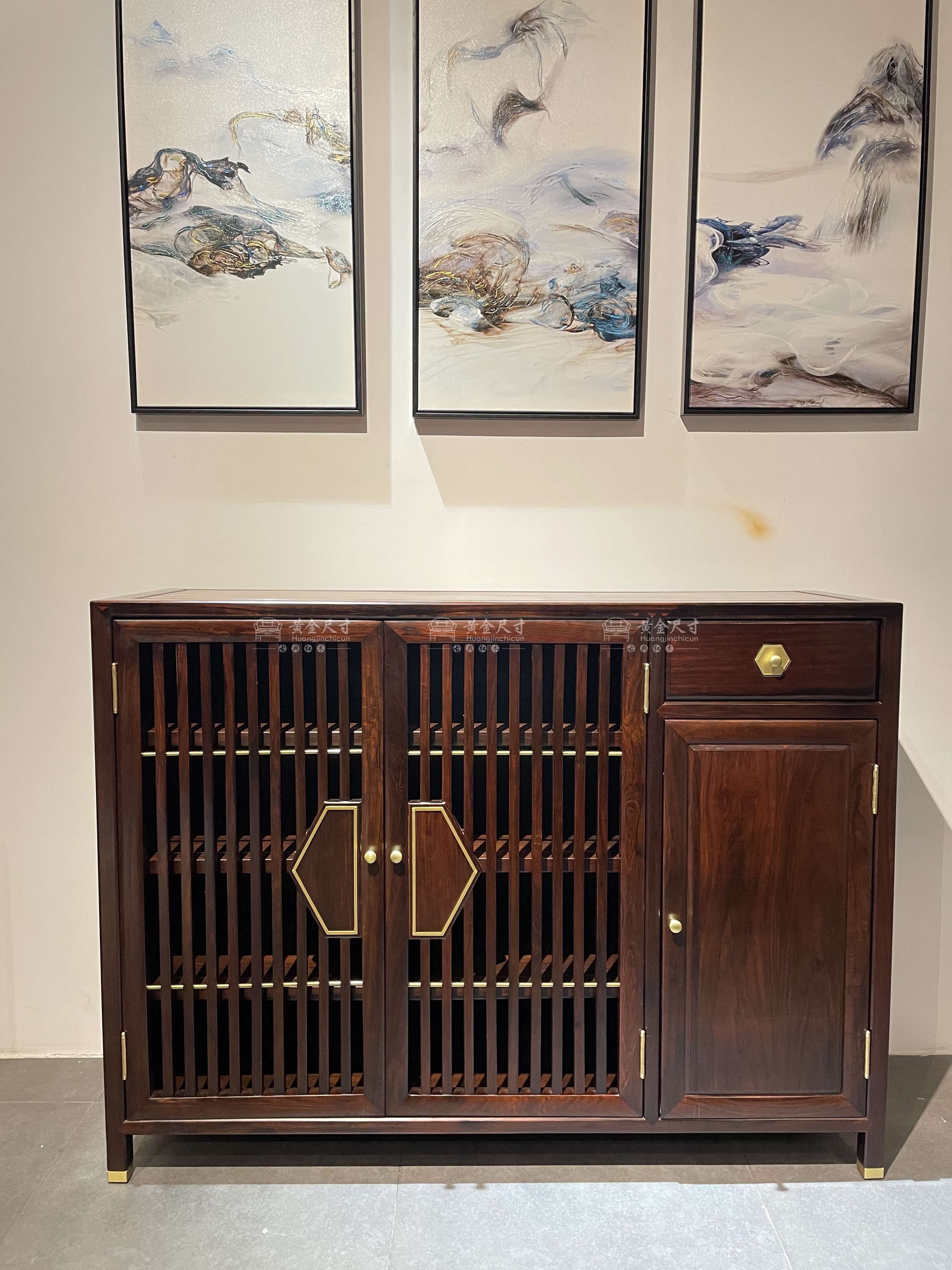 1.3米新中式雅韵三门鞋柜 A93原木上蜡 (2).jpg