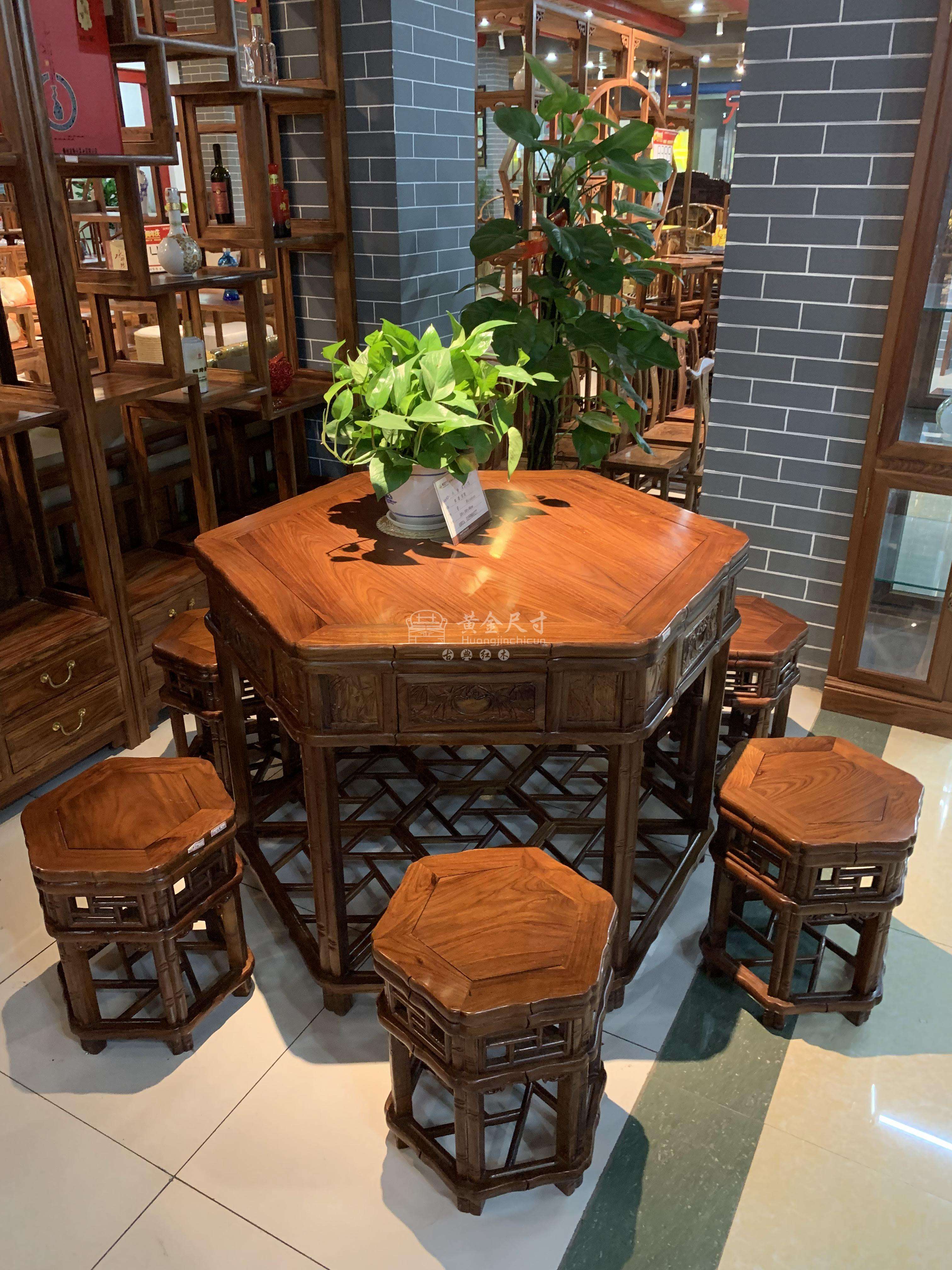 A18 竹节六角桌 七件套蜜蜡 (1).JPG