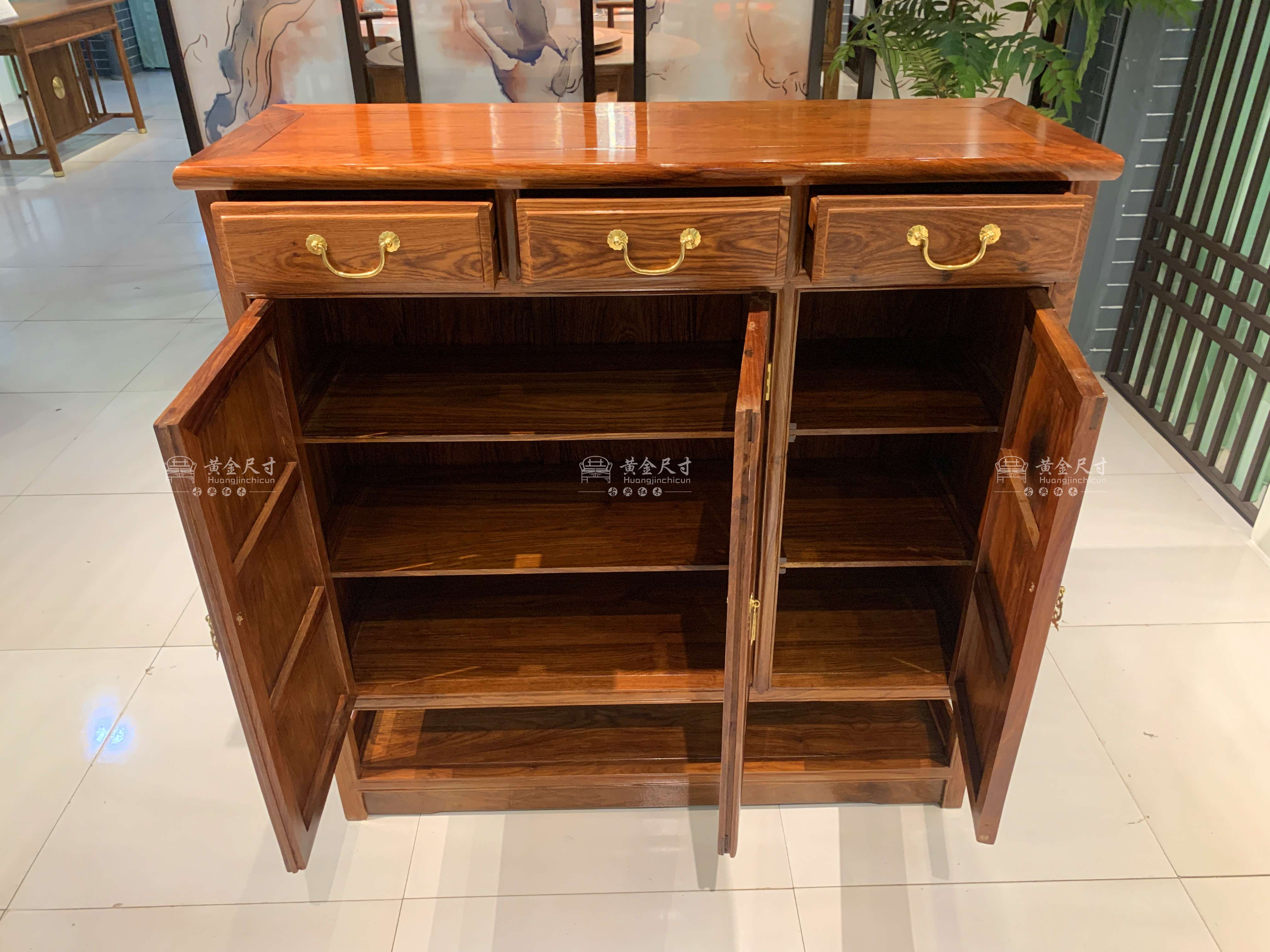 1.06米素面三门鞋柜 A18蜜蜡  (1).jpg