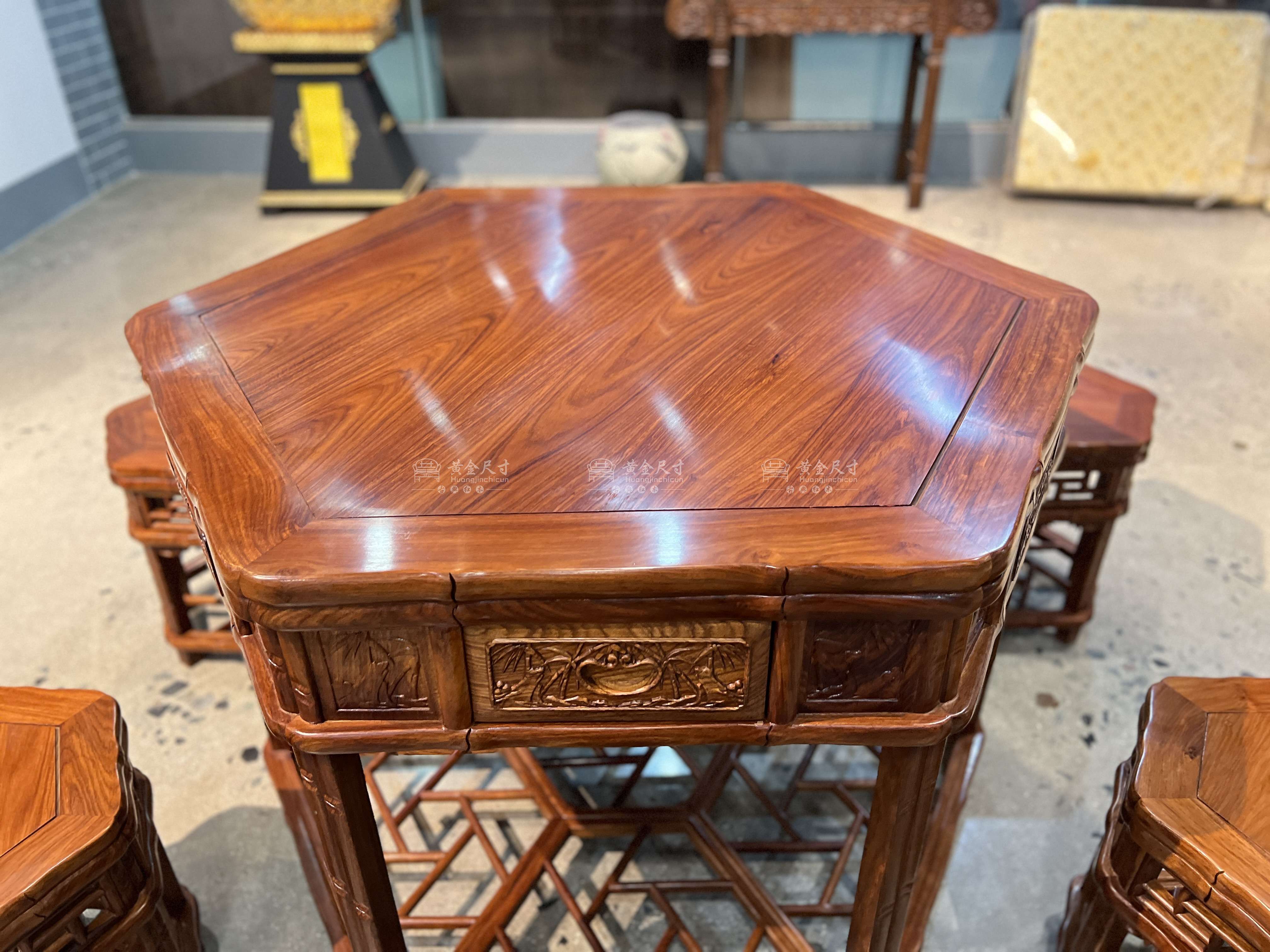 A18 1.1米竹节六角桌 &nbsp;蜜蜡.jpg